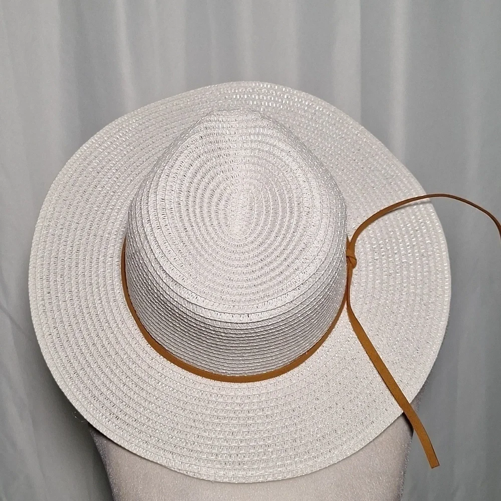 Marcus Adler 100% paper Hat / one size